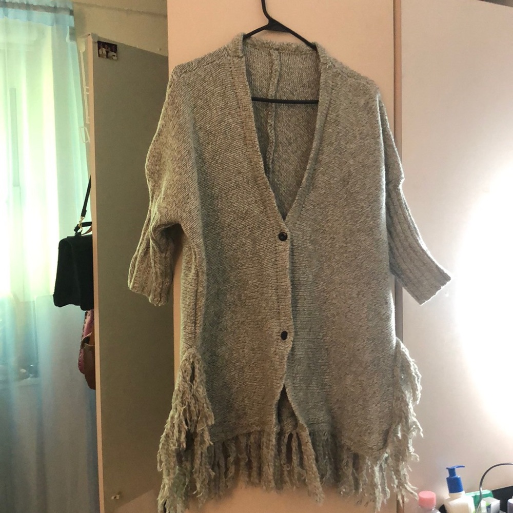Grey cardigan